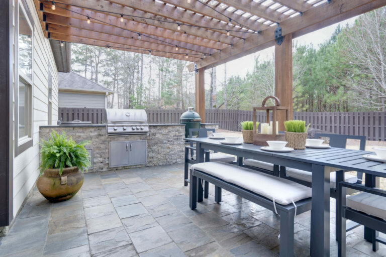 Outdoor Kitchen Design Ideas